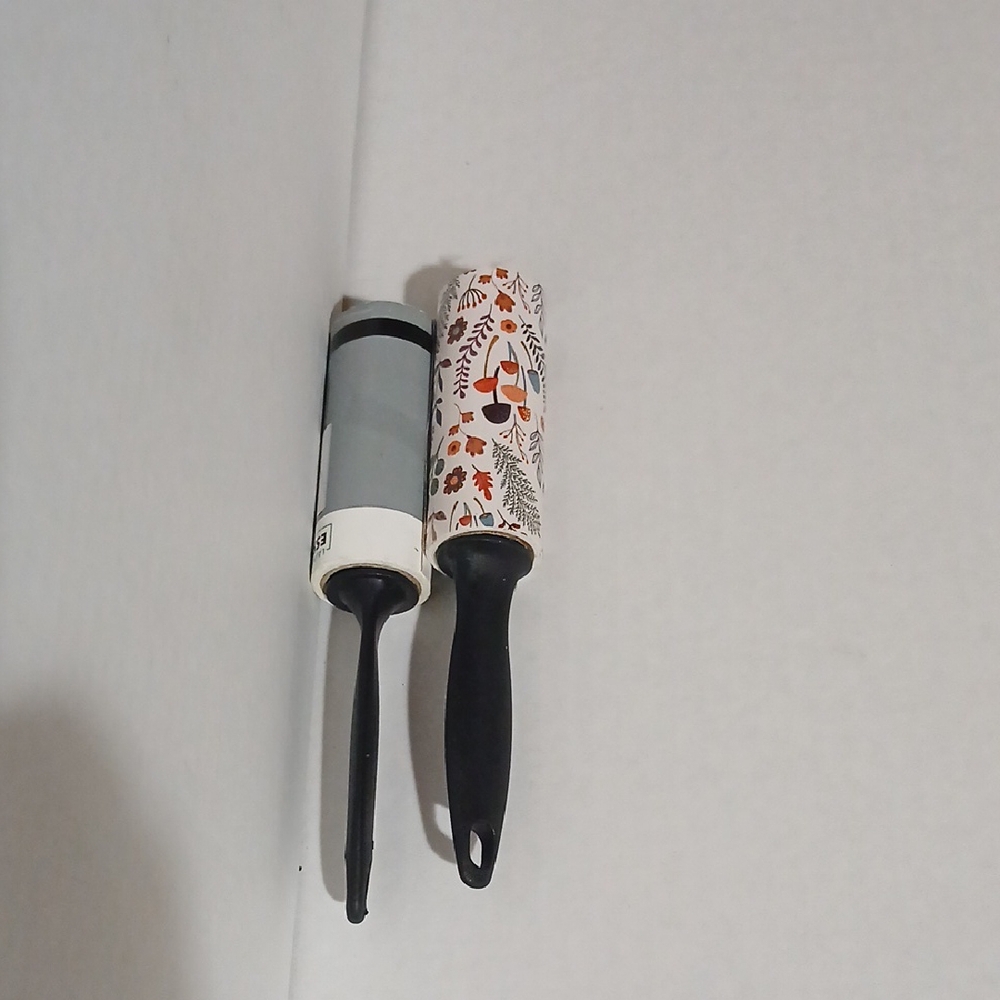 Set of Two Mimi Lint Rollers with Black Handles NIP